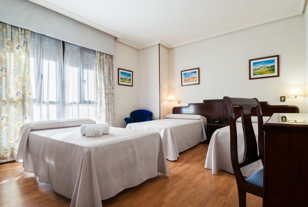 Hotel Alcantara Caces Dış mekan fotoğraf
