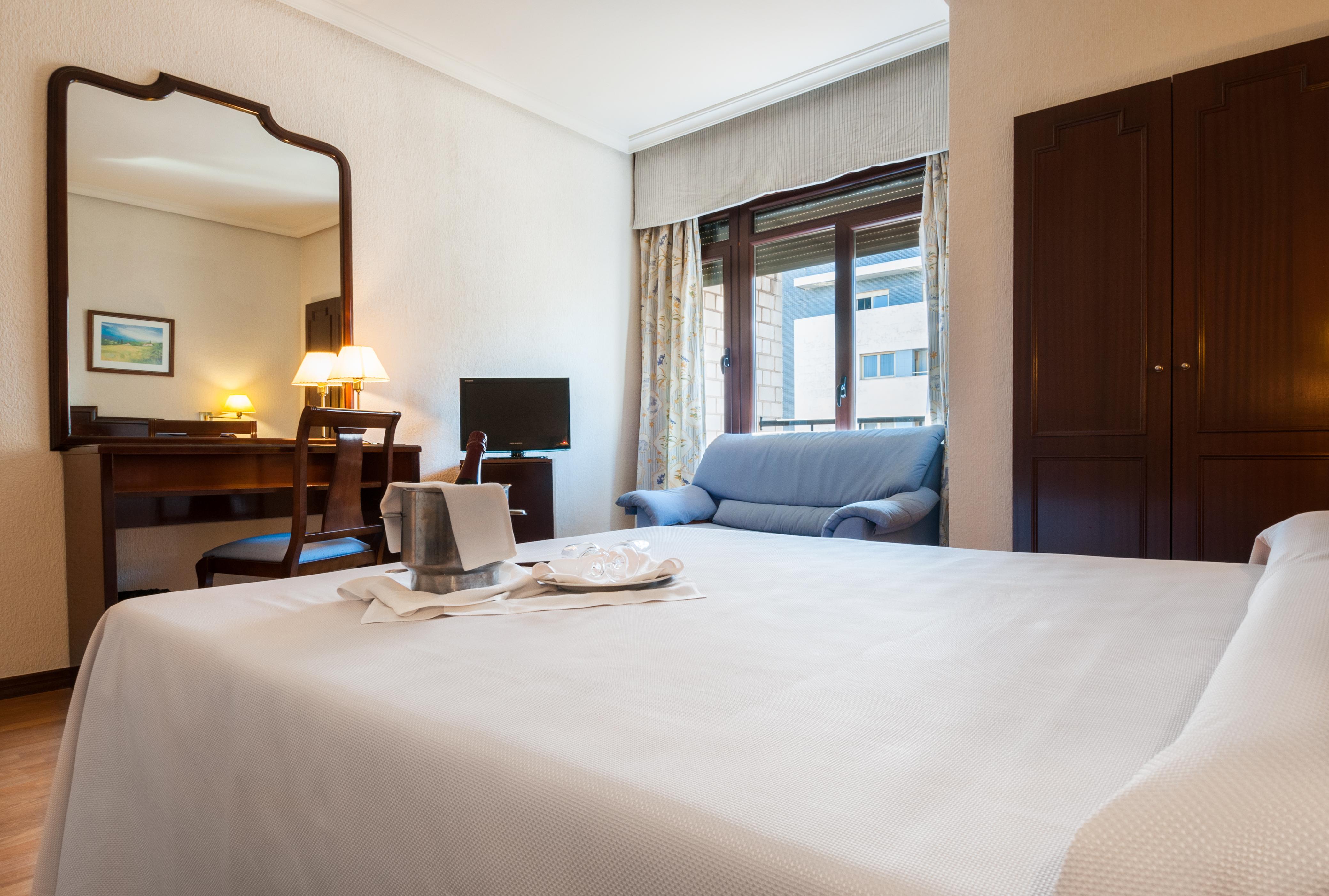 Hotel Alcantara Caces Dış mekan fotoğraf