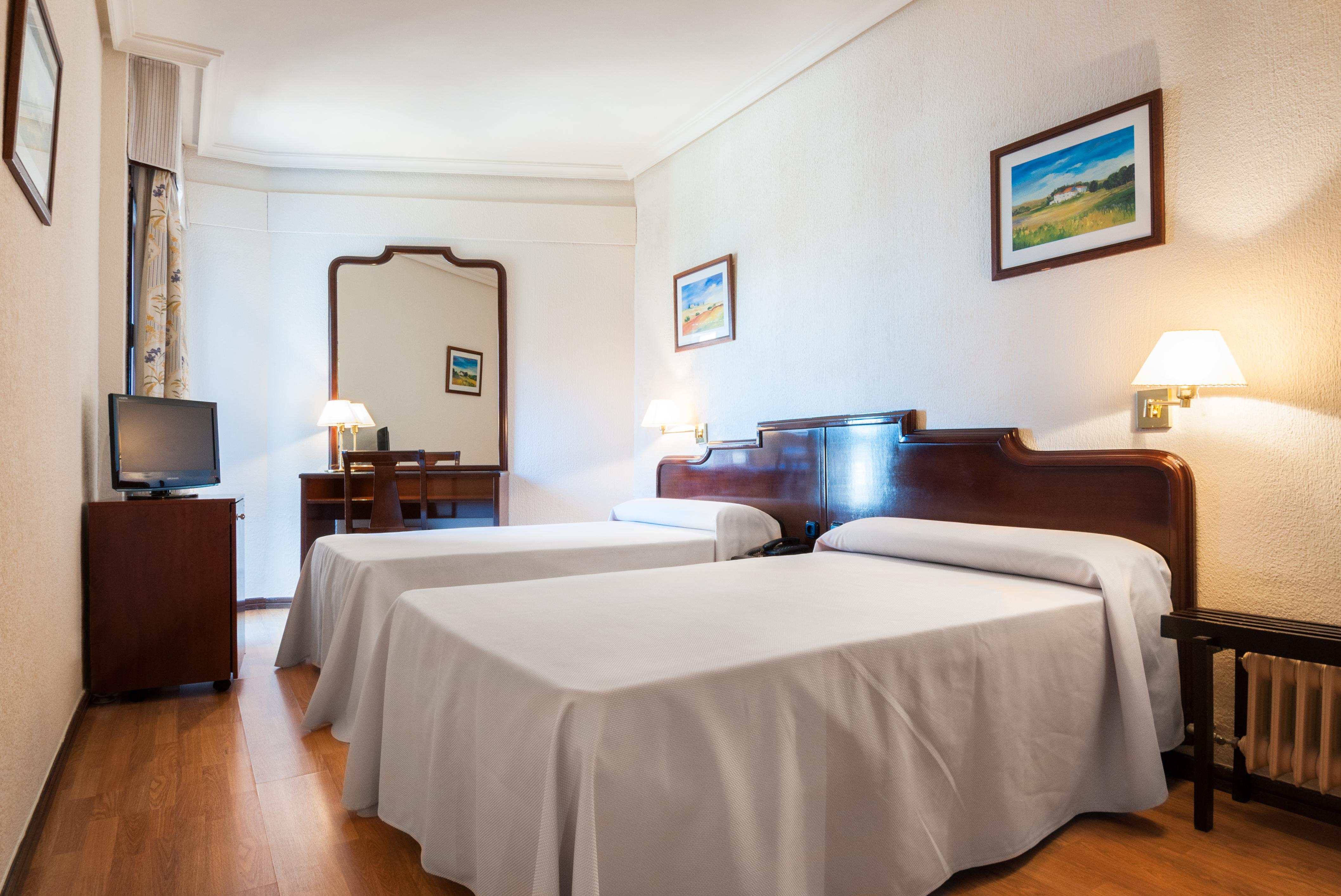 Hotel Alcantara Caces Dış mekan fotoğraf